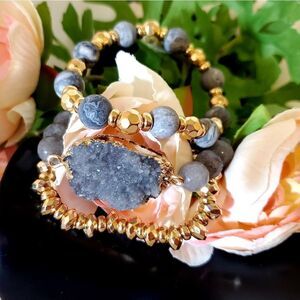 𝅺GRAY Druzy Goldtone Beaded Bracelet Set